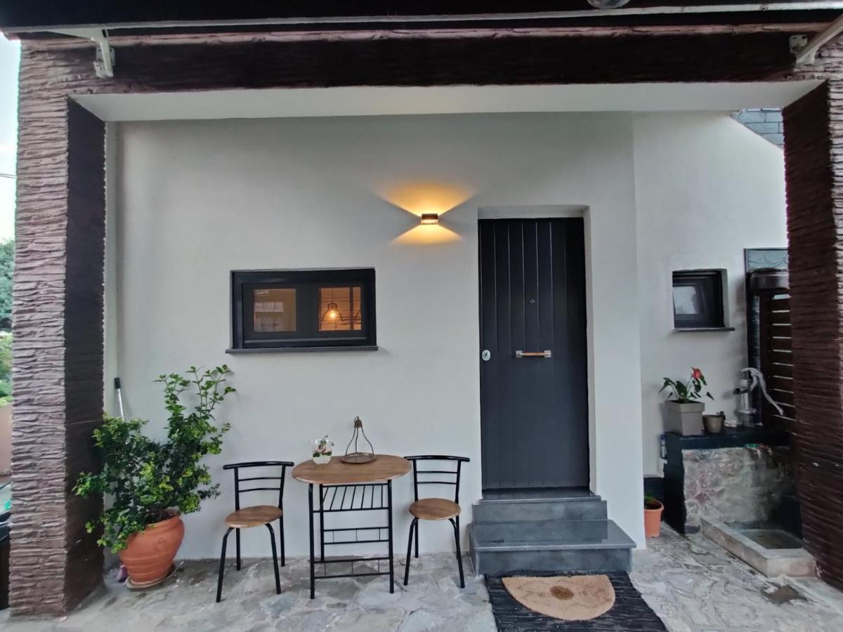 Vintage Lux Homes Vrasná エクステリア 写真