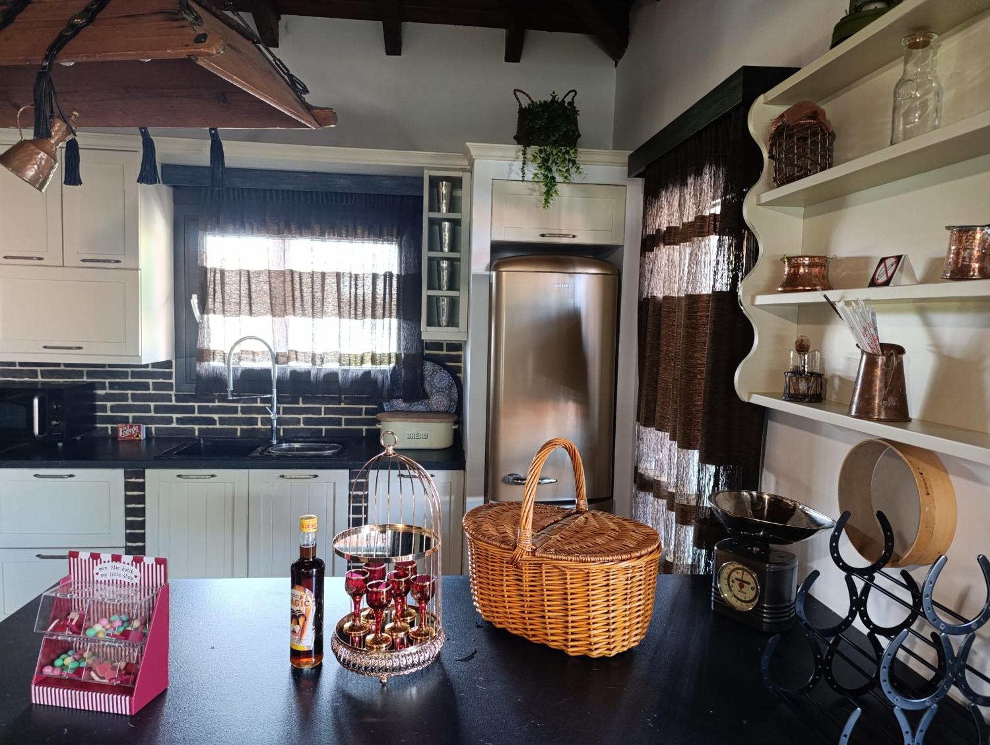 Vintage Lux Homes Vrasná エクステリア 写真