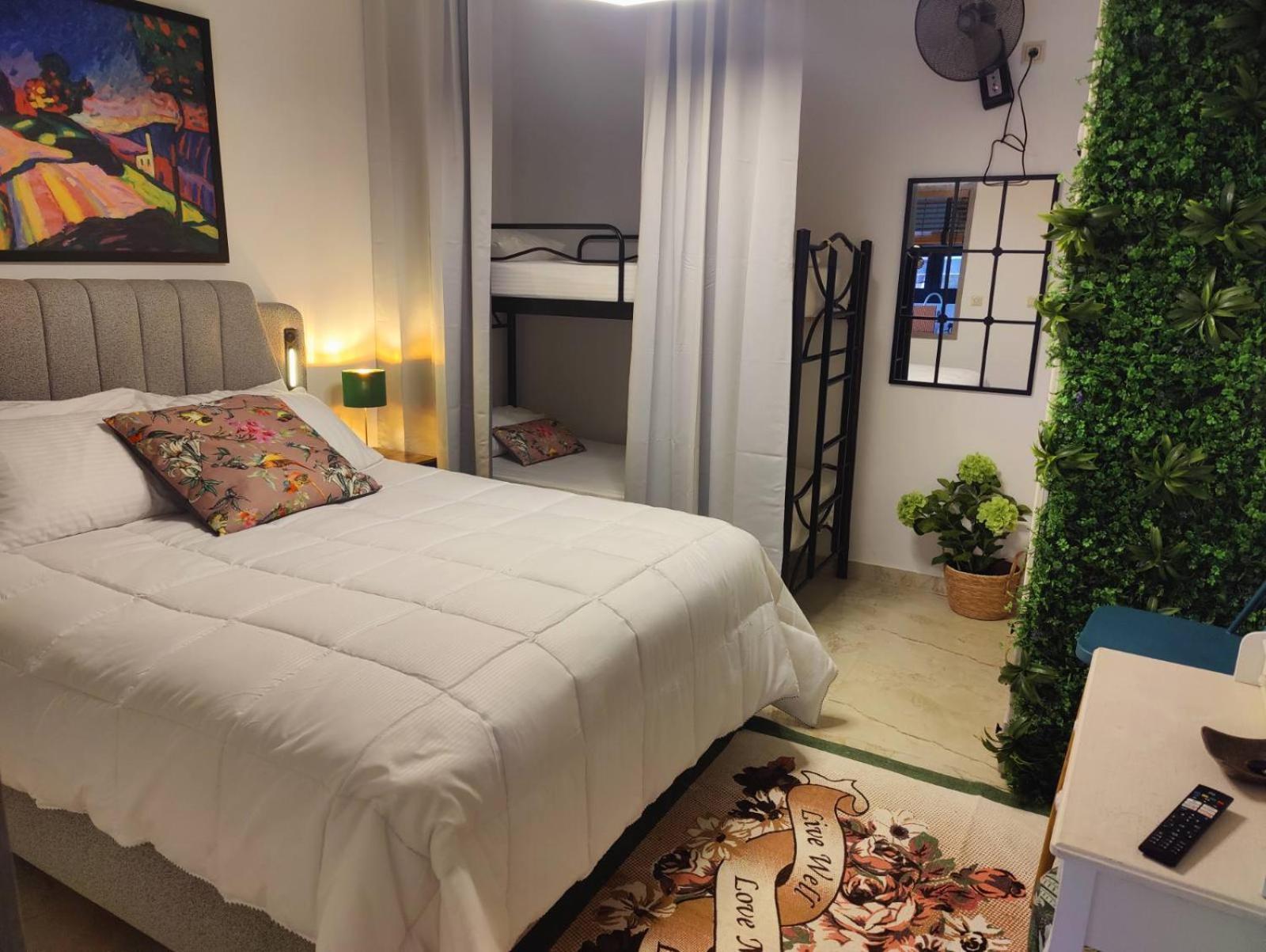 Vintage Lux Homes Vrasná エクステリア 写真